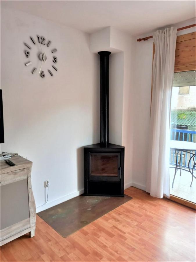 Appartement Pis Acollidor Amb Llar De Foc, Al Centre Camprodon Extérieur photo